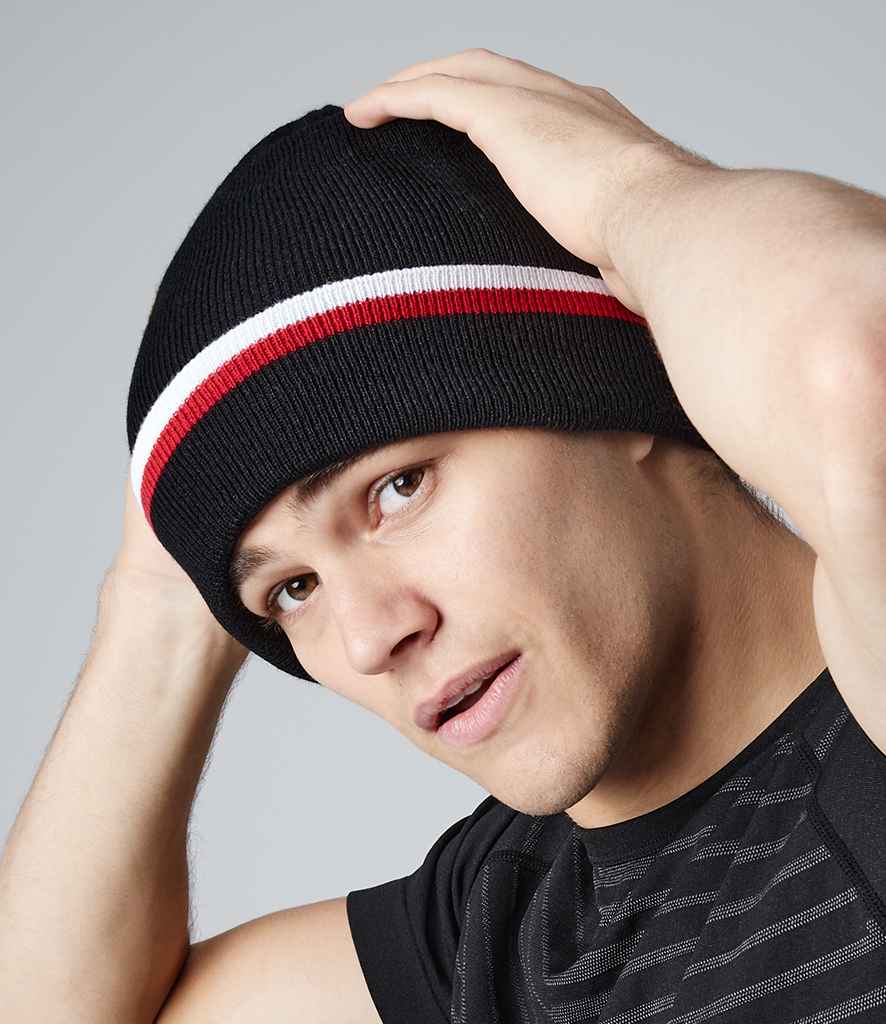 BB471 Black/Classic Red/White Model