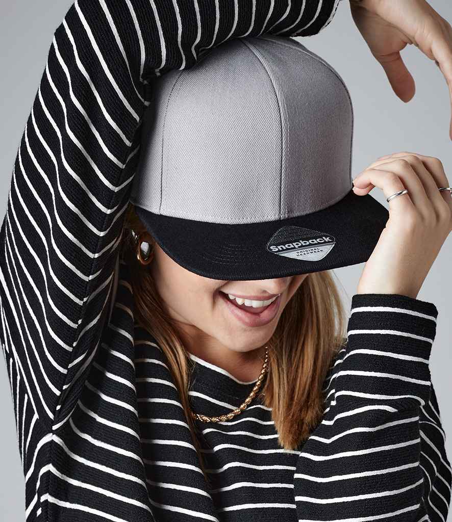 BB661 Grey/Black Model