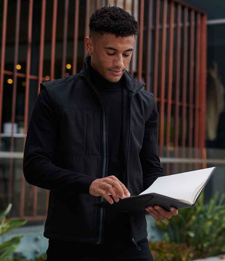 RG215 Black/Black Model