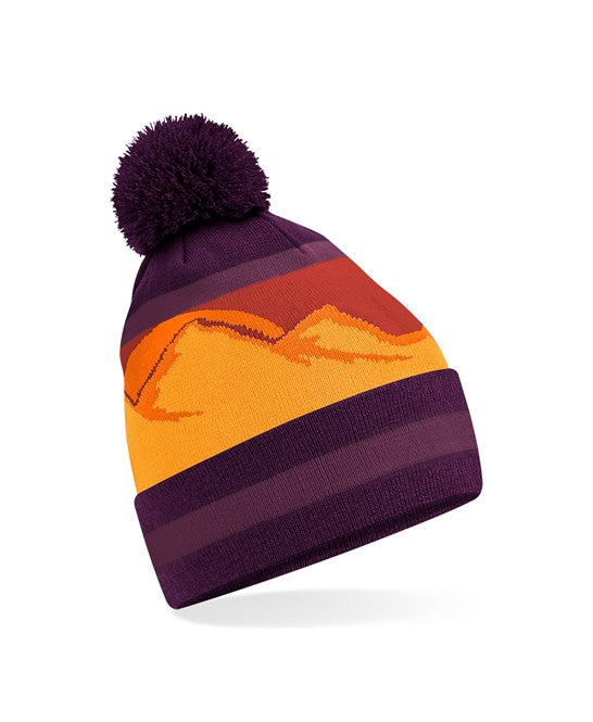 36 x Mountain Peaks Pom Pom Beanie