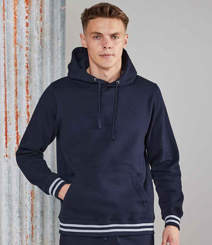 FR841 Navy/Heather Grey Model