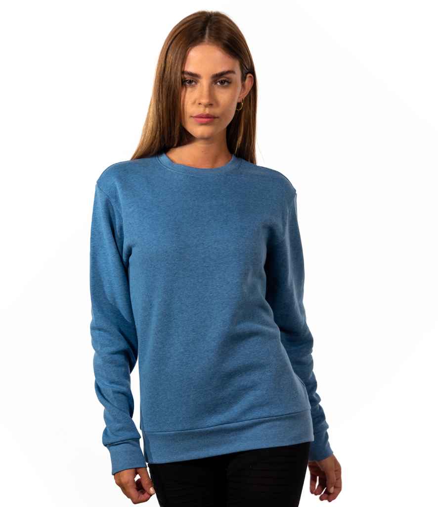 NX9002 Heather Bay Blue Model
