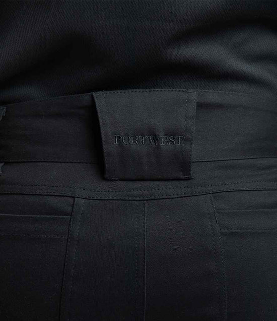 PW1100 Black Model
