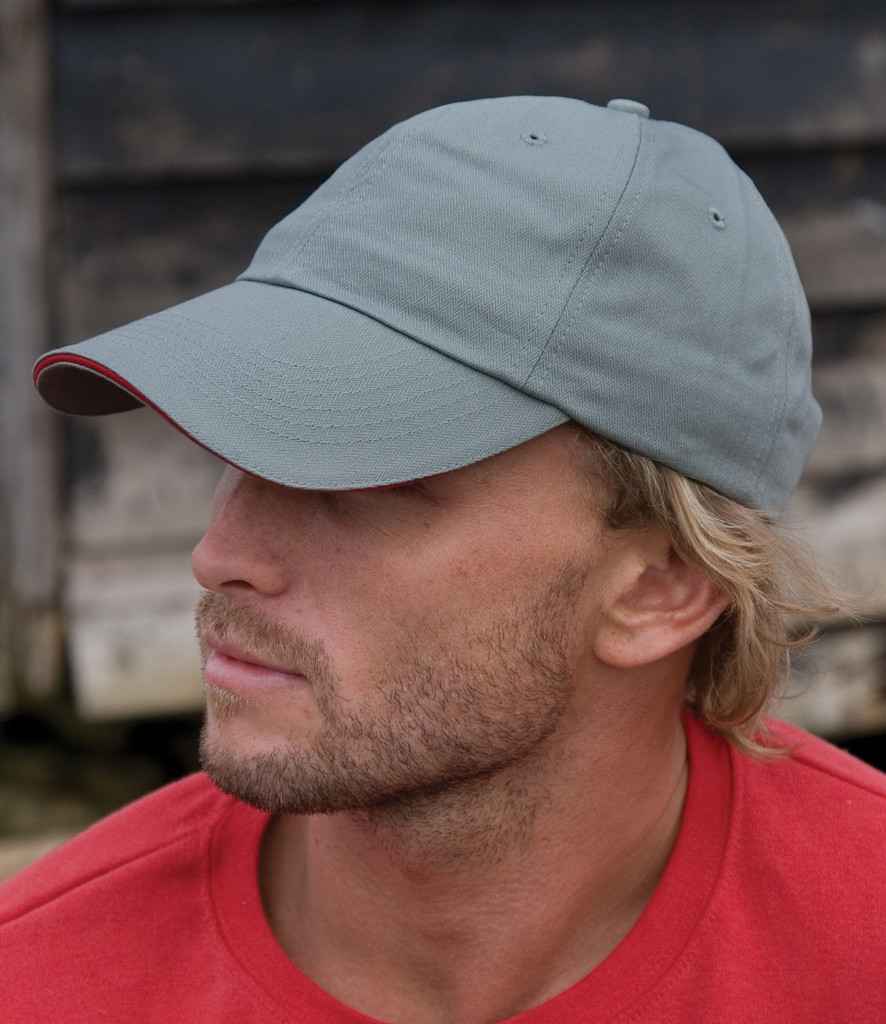 RC038 Grey/Red Model