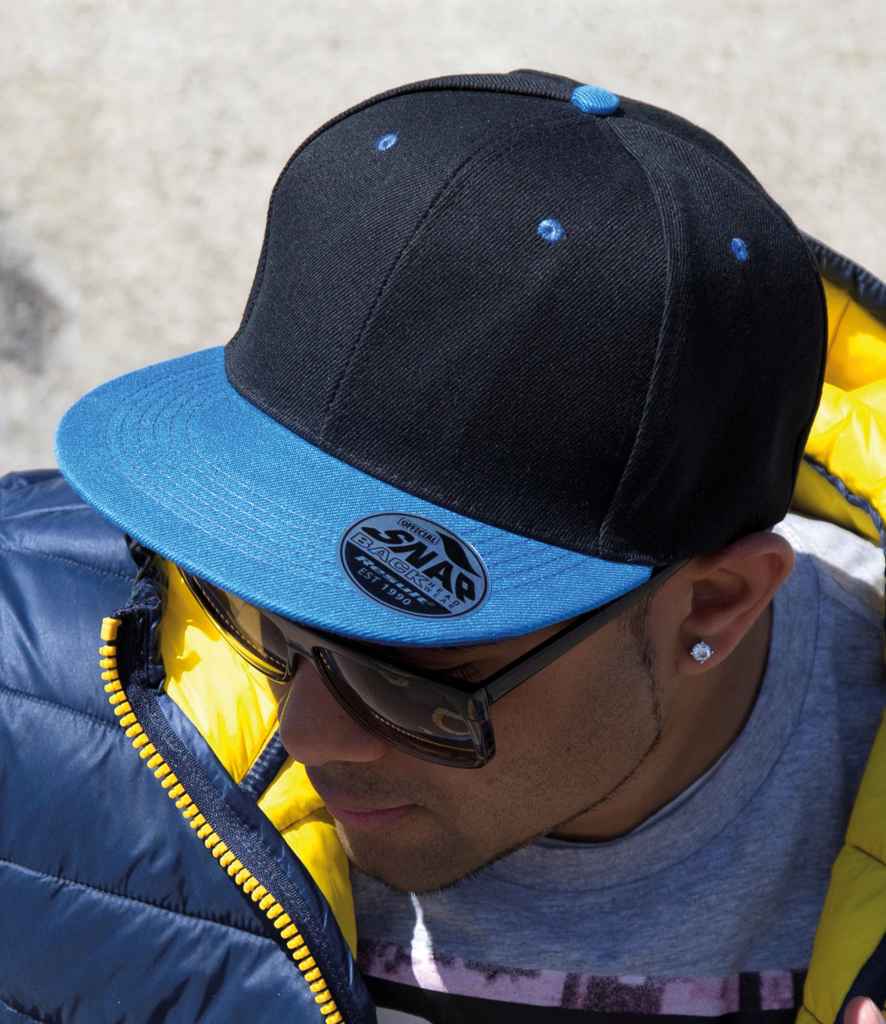 RC082 Black/Azure Model
