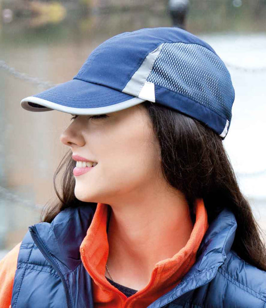 RC086 Navy/White Model