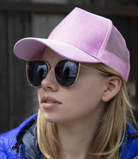 RC090 Baby Pink Model