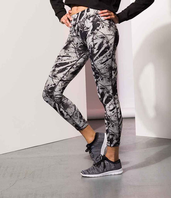 SK424 Black/print Model