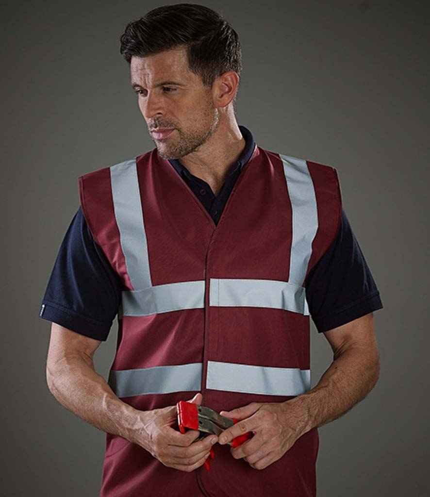 YK102 Maroon Model